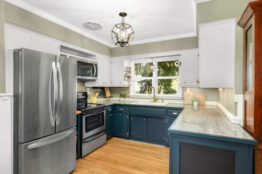 215 Elmer Street, Saint Paul, MN 55113