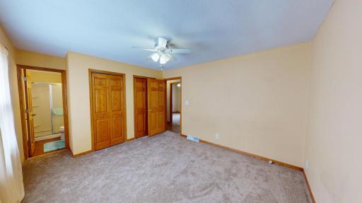 1301 6th Avenue NE, Austin, MN 55912