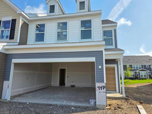 4720 AirLake Curve, Woodbury, MN 55129