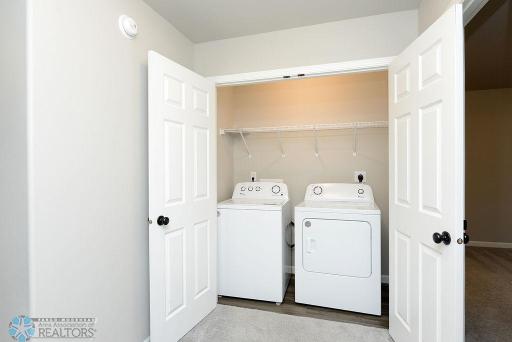 6850 Thomas Street, Horace, ND 58047