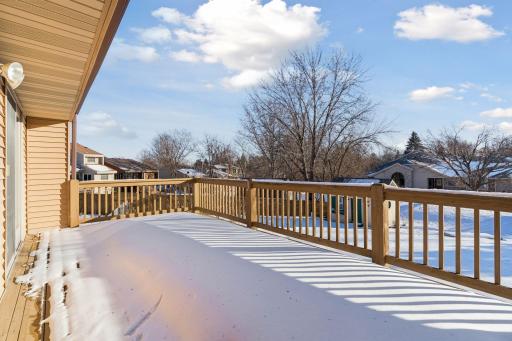24 x 10 deck with new retractable awning
