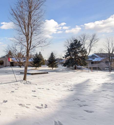 Nice sized Backyard for your enjoyment