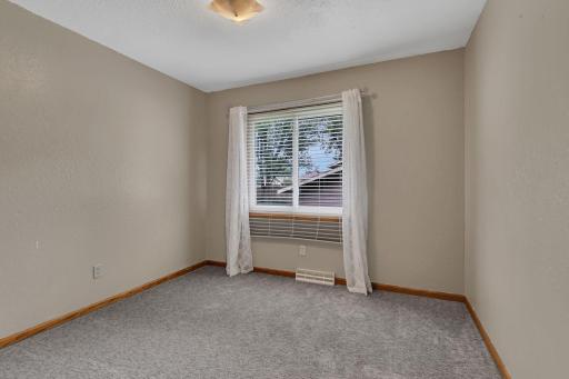 540 Ptarmigan Lane, Rockville, MN 56369