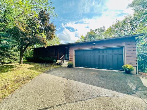 827 Badlands Road, Hudson, WI 54016