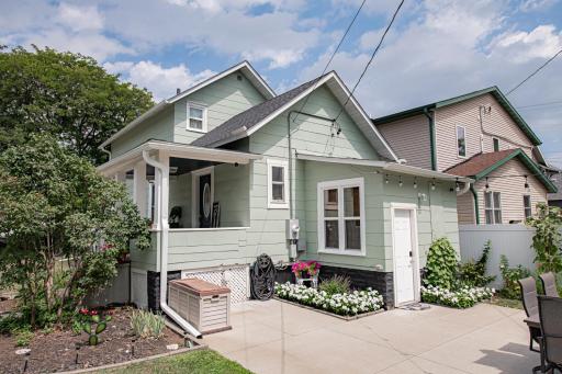 561 W Broadway Street, Winona, MN 55987