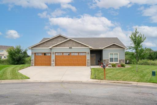 20250818-1204_MulberryCt_StCloud_Ext-2.jpg