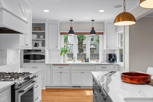 2123 Juno Avenue, Saint Paul, MN 55116