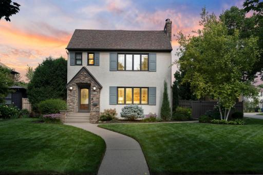 2123 Juno Avenue, Saint Paul, MN 55116