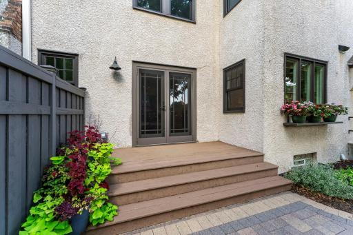 2123 Juno Avenue, Saint Paul, MN 55116