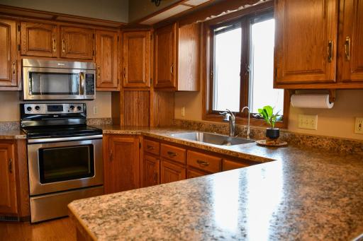 1206 S Shore Drive, Worthington, MN 56187