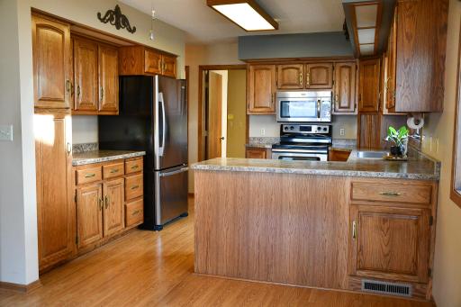 1206 S Shore Drive, Worthington, MN 56187