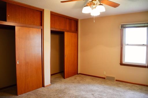 1206 S Shore Drive, Worthington, MN 56187