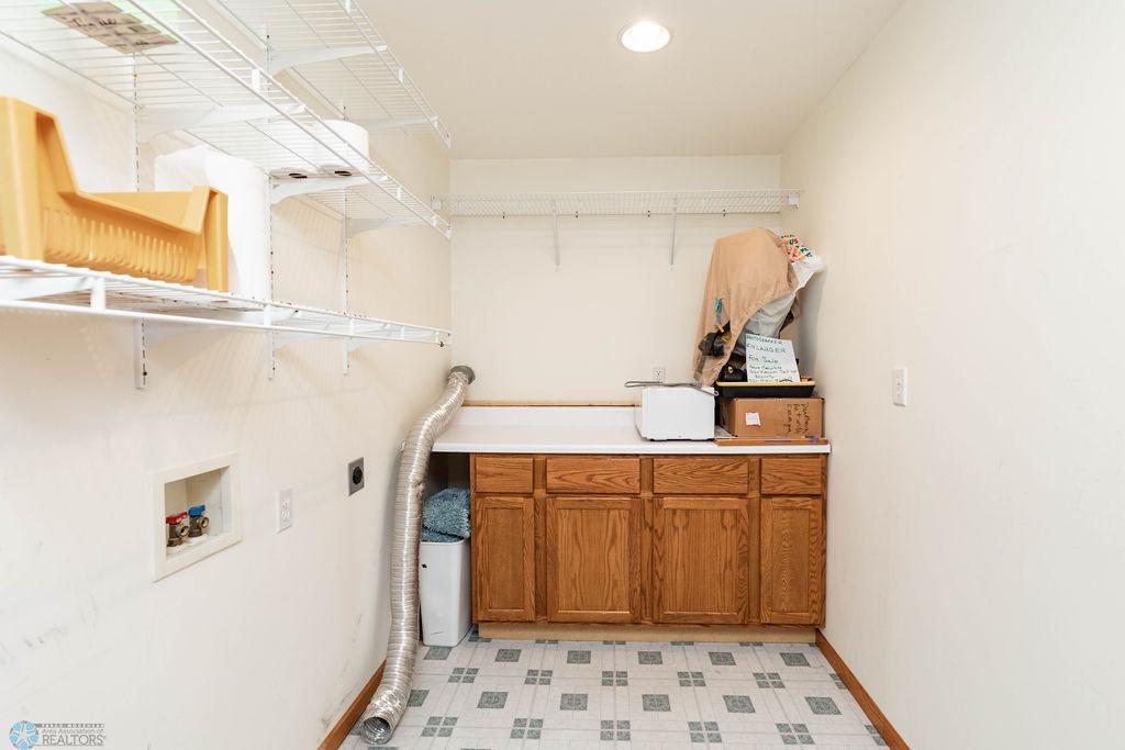 LL Laundry Room
