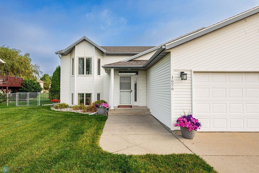 Bay Windows..Landscaped Yard