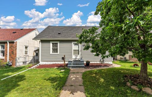 Adorable 3 bed, 2 bath in Hillcrest