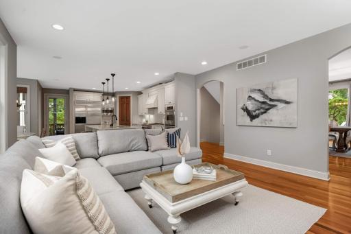 7116 Valley View Road, Minneapolis, MN 55439