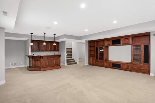 7116 Valley View Road, Minneapolis, MN 55439