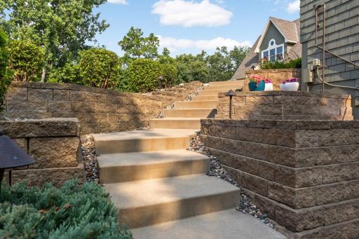 7116 Valley View Road, Minneapolis, MN 55439