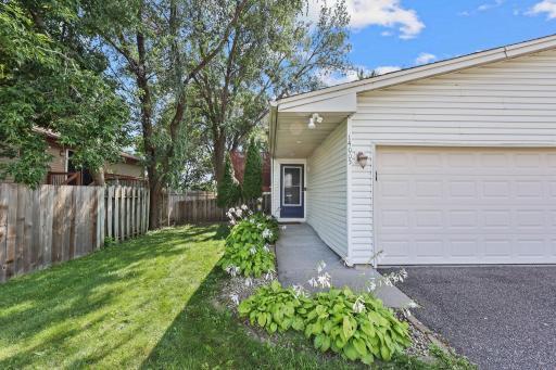 14005 36th Avenue N, Plymouth, MN 55447