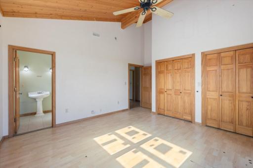 6682 Evergreen Lane, Alborn, MN 55702