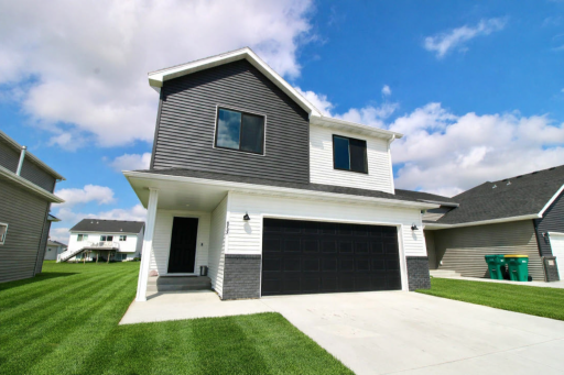 Photo for 6737 71st Avenue S, Horace, ND 58047 - listing #6774514 6737 71st Avenue S, Horace, ND 58047