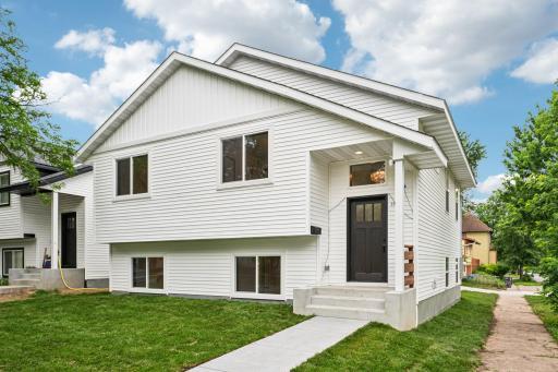 1002 Conway Street, Saint Paul, MN 55106