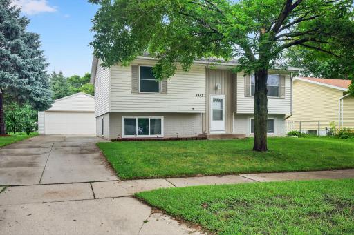 1943 42nd Street NW, Rochester, MN 55901
