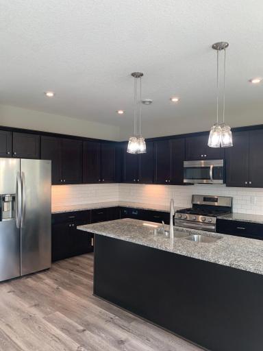 9952 Zilla Street NW, Minneapolis, MN 55433