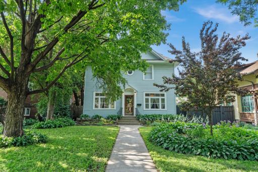 1996 Marshall Avenue, Saint Paul, MN 55104