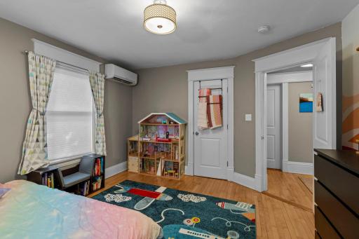 1996 Marshall Avenue, Saint Paul, MN 55104