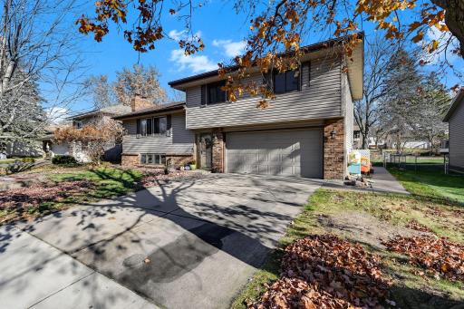 Photo for 6640 Flag Avenue N, Minneapolis, MN 55428 - listing #6774619 6640 Flag Avenue N, Minneapolis, MN 55428