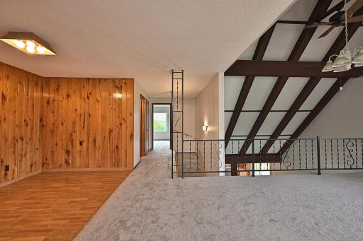 VALUTED CEILINGS WITH ENDLESS POSSIBLITIES ON THIS LEVEL