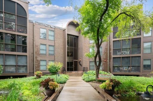 Welcome to 8441 Irwin Road in Bloomington!