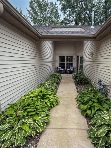 10894 Woodland Drive, Chisago City, MN 55013