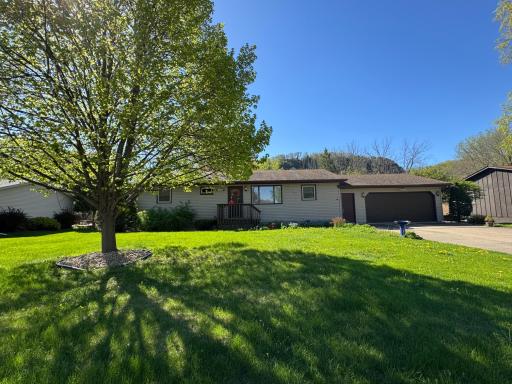 1100 Pine Grove Lane, Lake City, MN 55041