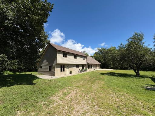 3040 300th Avenue, Marshall, MN 56258