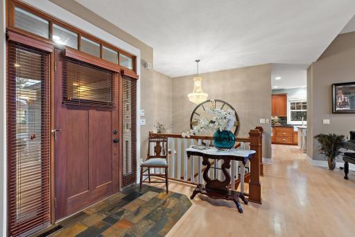 19-web-or-mls-1224 St Johns Drive, Woodbury, MN 55129-1.jpg