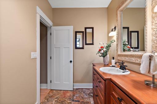 25-web-or-mls-1224 St Johns Drive, Woodbury, MN 55129-17.jpg