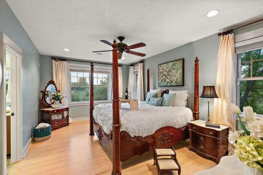 26-web-or-mls-1224 St Johns Drive, Woodbury, MN 55129-13.jpg