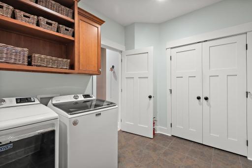 34-web-or-mls-1224 St Johns Drive, Woodbury, MN 55129-11.jpg