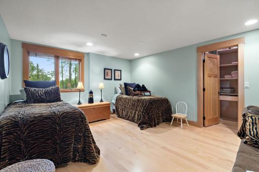 45-web-or-mls-1224 St Johns Drive, Woodbury, MN 55129-27.jpg