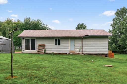 48_2385_260th_Ave48_mls.jpg