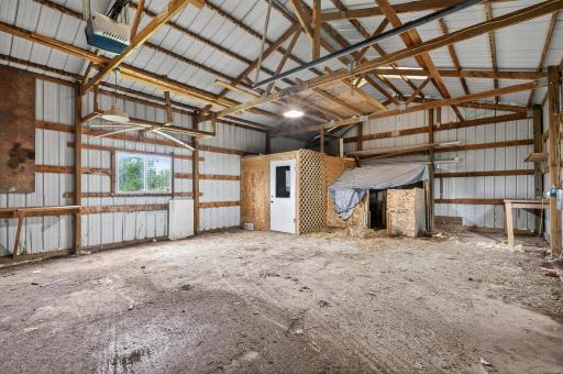 36_2385_260th_Ave36_mls.jpg