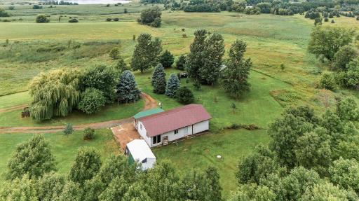 61_2385_260th_Ave61_mls.jpg