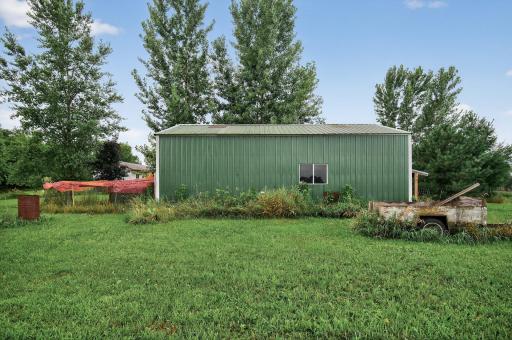41_2385_260th_Ave41_mls.jpg