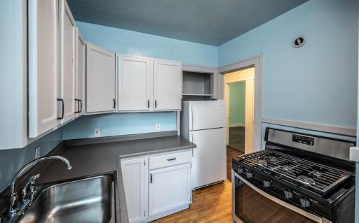 3700 10th Avenue S, Minneapolis, MN 55407