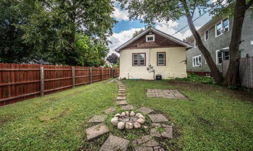 3700 10th Avenue S, Minneapolis, MN 55407