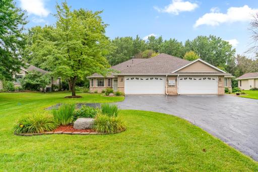 6297 15th Street N, Oakdale, MN 55128
