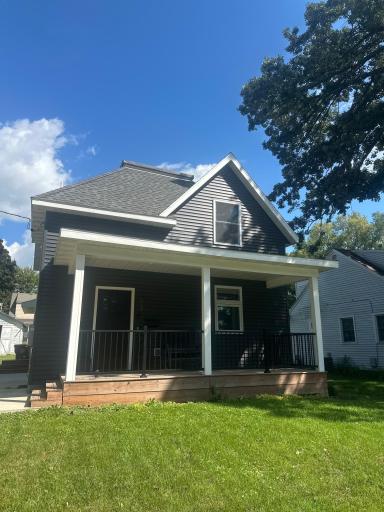 714 Pillsbury Avenue, Albert Lea, MN 56007