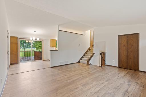 9895 98th Place N, Maple Grove, MN 55369